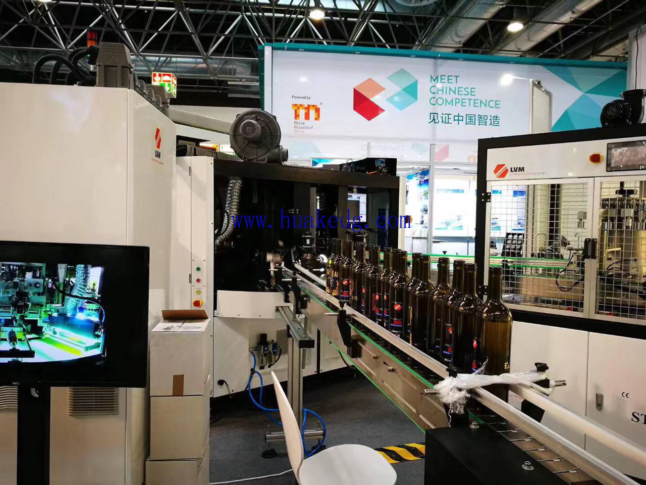 Automatic UV Silk Screen Printing Machine on Glass Wine Bottles